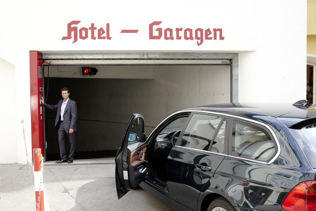 Hotel Falken メミンゲン エクステリア 写真